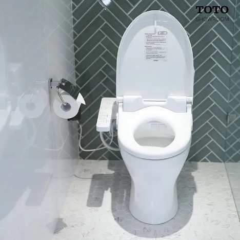 Bồn cầu thông minh TOTO